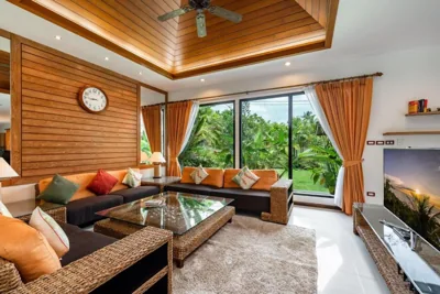 Champagne Villa Luxurious Tropical Pool Villa – Photos 11